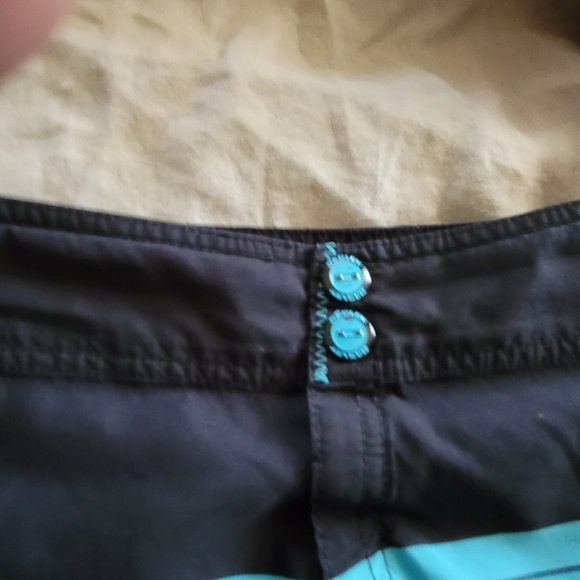 Oakley vtg Reverse boardshorts - Picture 1 of 6